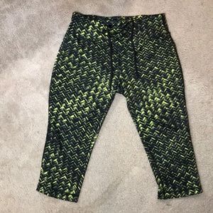 Capri work out pants